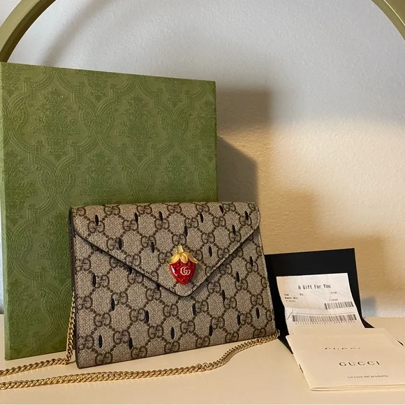 GUCCI BORSA FRAGOLA DOPPIA G MINI GG SUPREME BEIGE/EBANO (LIMITED EDITION) - Picture 4 of 5